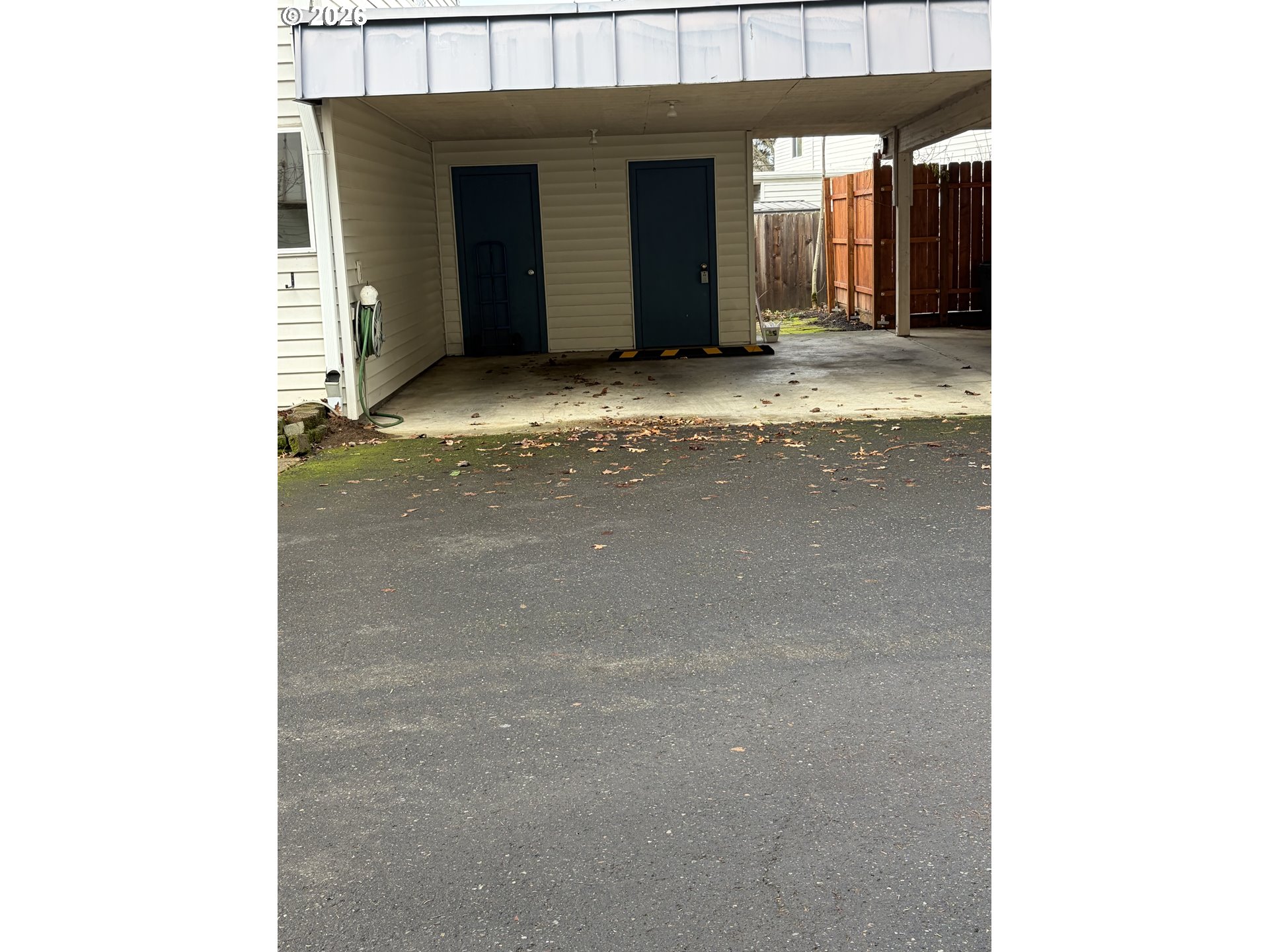 732 Southeast Rene Avenue Gresham, OR 97080 - Photo 18 of 21 a view of a big room with closet and windows