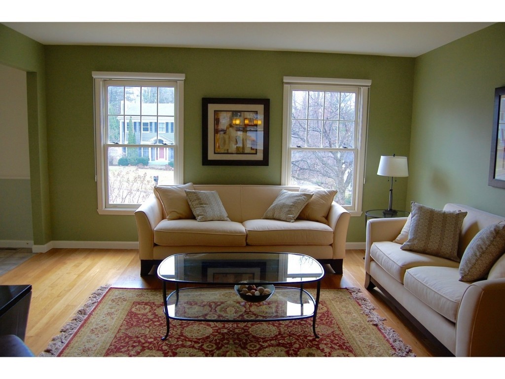 381 South Ridge Road Williston, VT 05495 - Photo 3 of 17 Gallery Image 3
