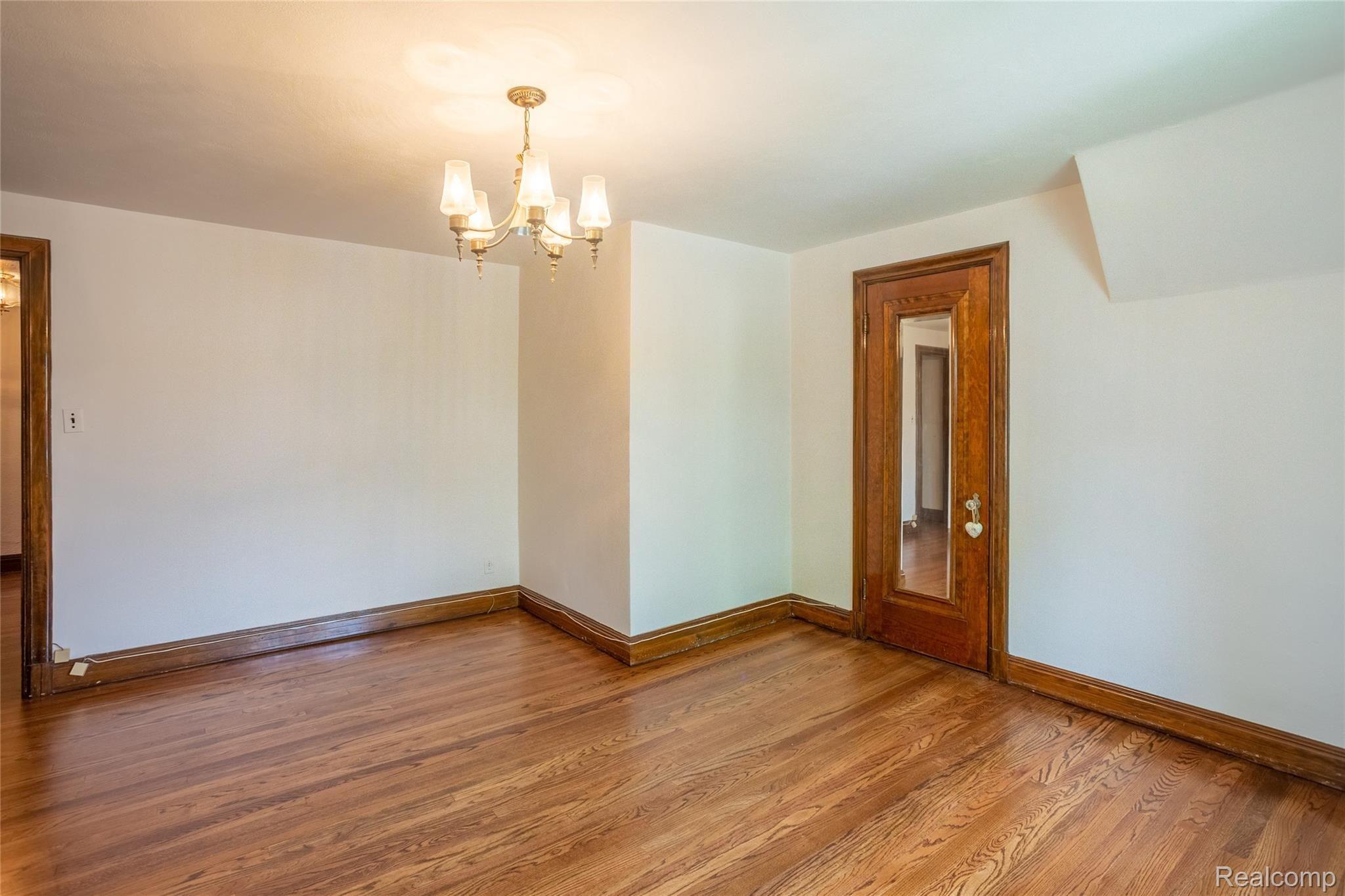 19645 Shrewsbury Road Detroit, MI 48221 - Photo 34 of 58 Shrewsbury Road _19645 -Upper-Bedroom 5-13.jpg