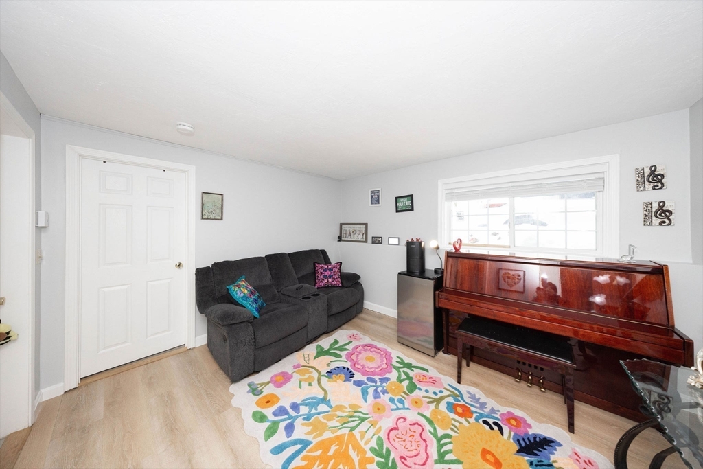 155 Hamilton Street, Unit 4 Worcester, MA 01604 - Photo 27 of 41