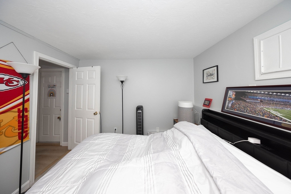 155 Hamilton Street, Unit 4 Worcester, MA 01604 - Photo 33 of 41