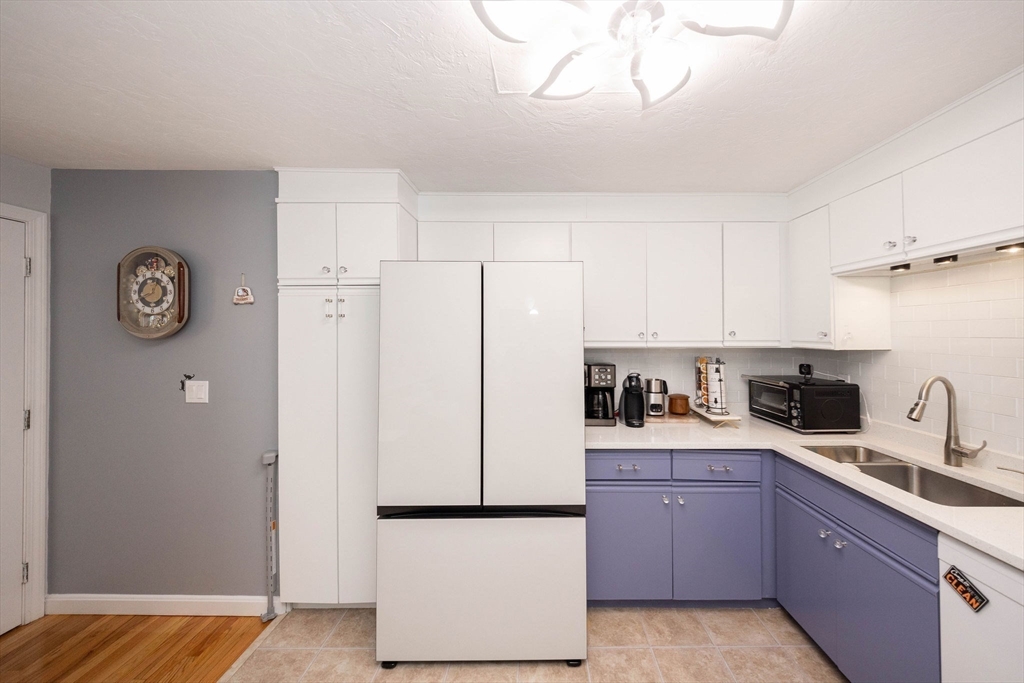 155 Hamilton Street, Unit 4 Worcester, MA 01604 - Photo 7 of 41 Gallery Image 7
