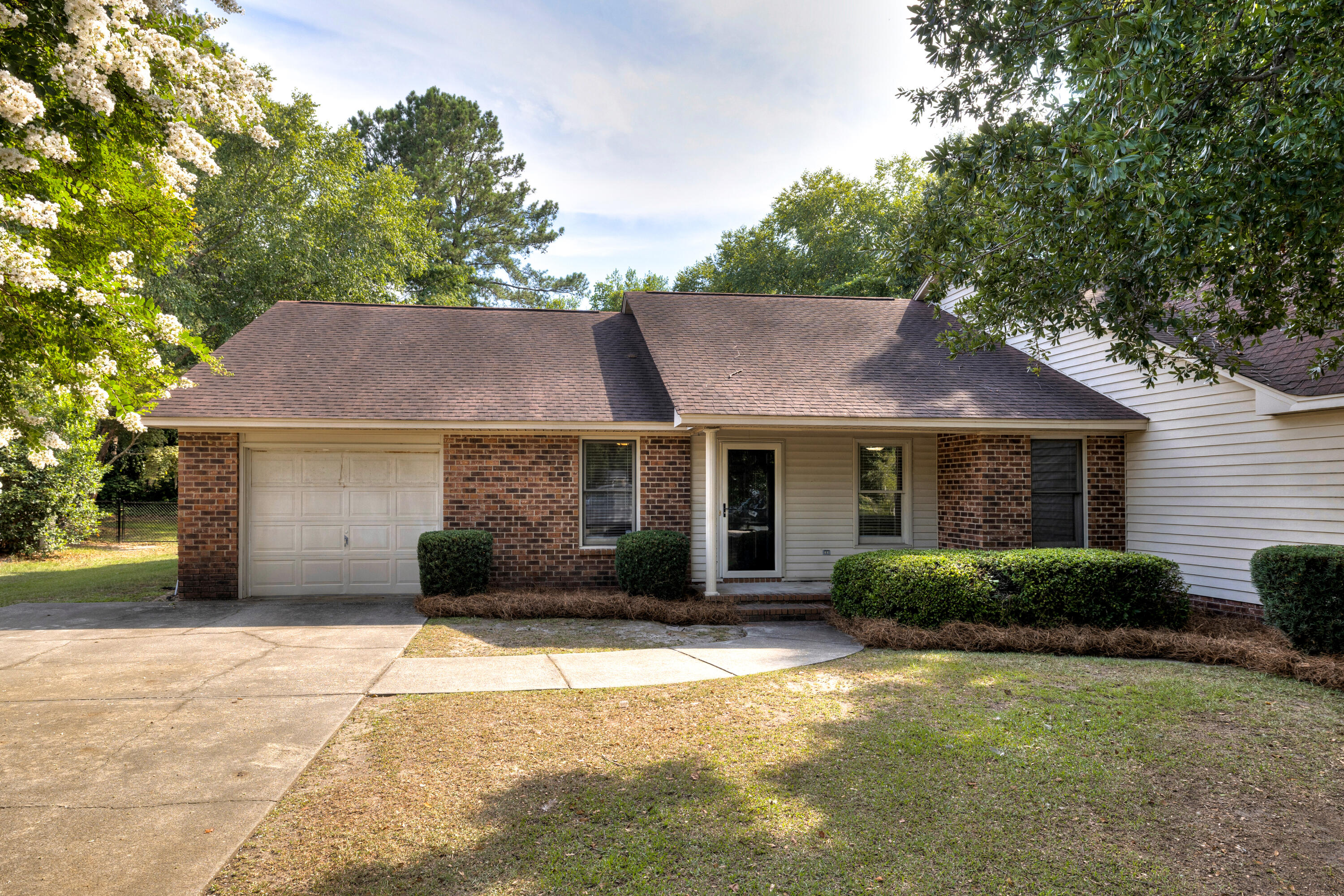 48 Cumberland Way Sumter, SC 29150 - Photo 2 of 43 46 Cumberland Way-Left Unit. single story layout-2 bedrooms on 1st floor.