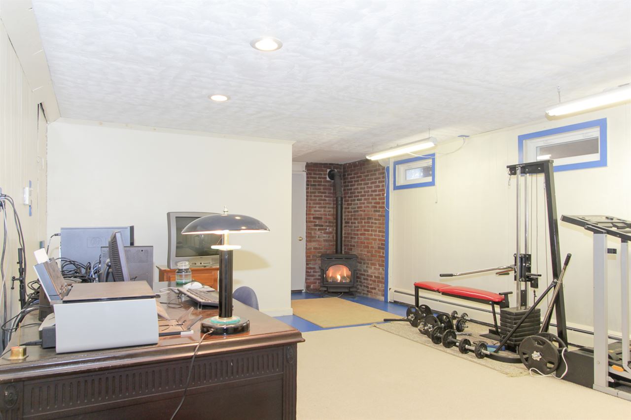 121 Howe Hill Road Grantham, NH 03753 - Photo 27 of 33 Gallery Image 27