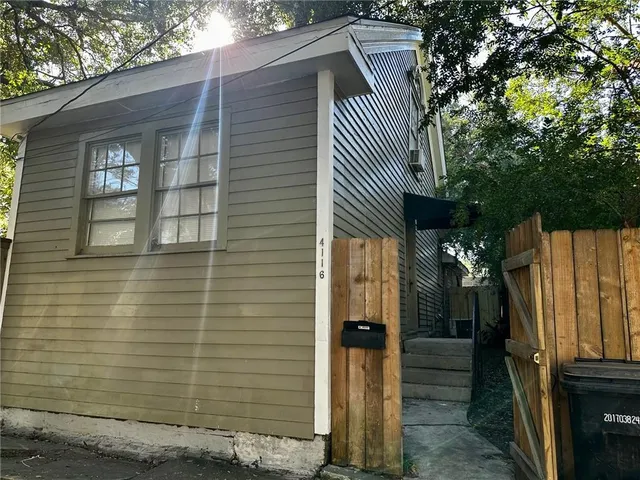 $1,600 | 4116 Dryades Street, New Orleans, LA 70115
