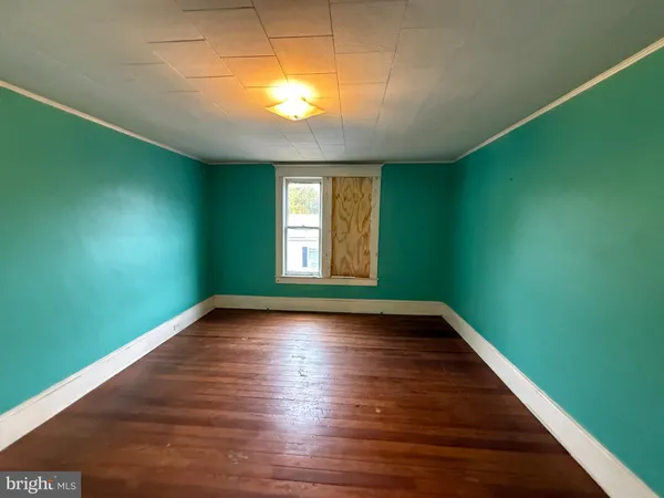 $177,900 | 110 North Main Street, Edinburg, VA 22824