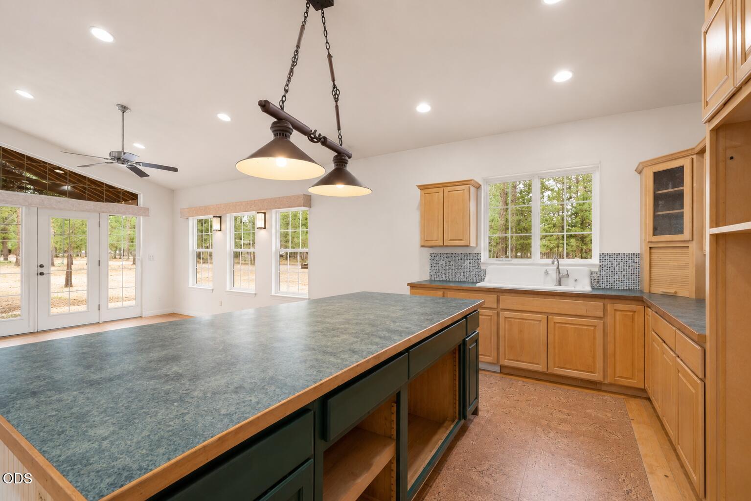 152113 Silver Spur Road La Pine, OR 97739 - Photo 16 of 43