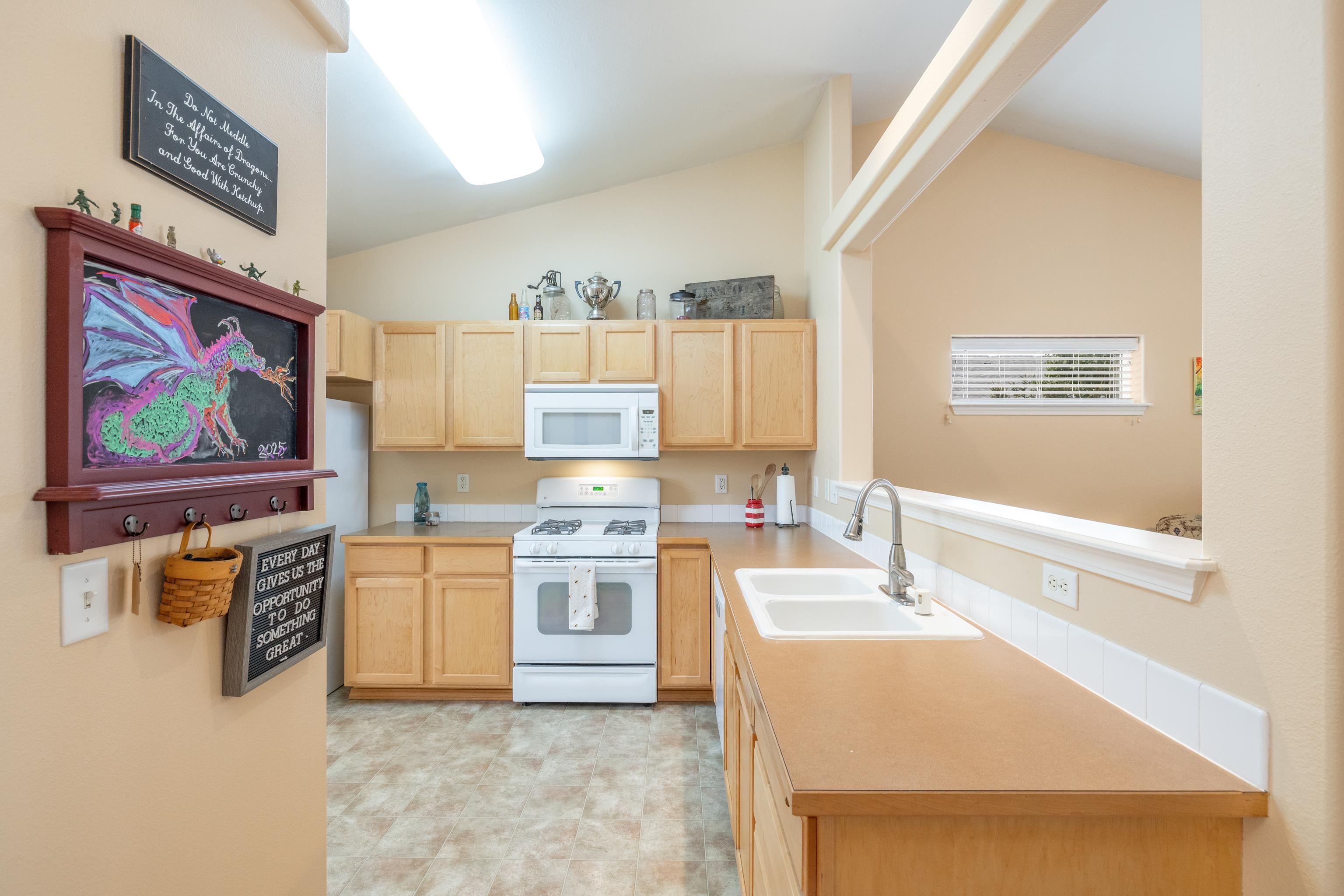 1720 West Briar Lane Spokane, WA 99208 - Photo 7 of 40