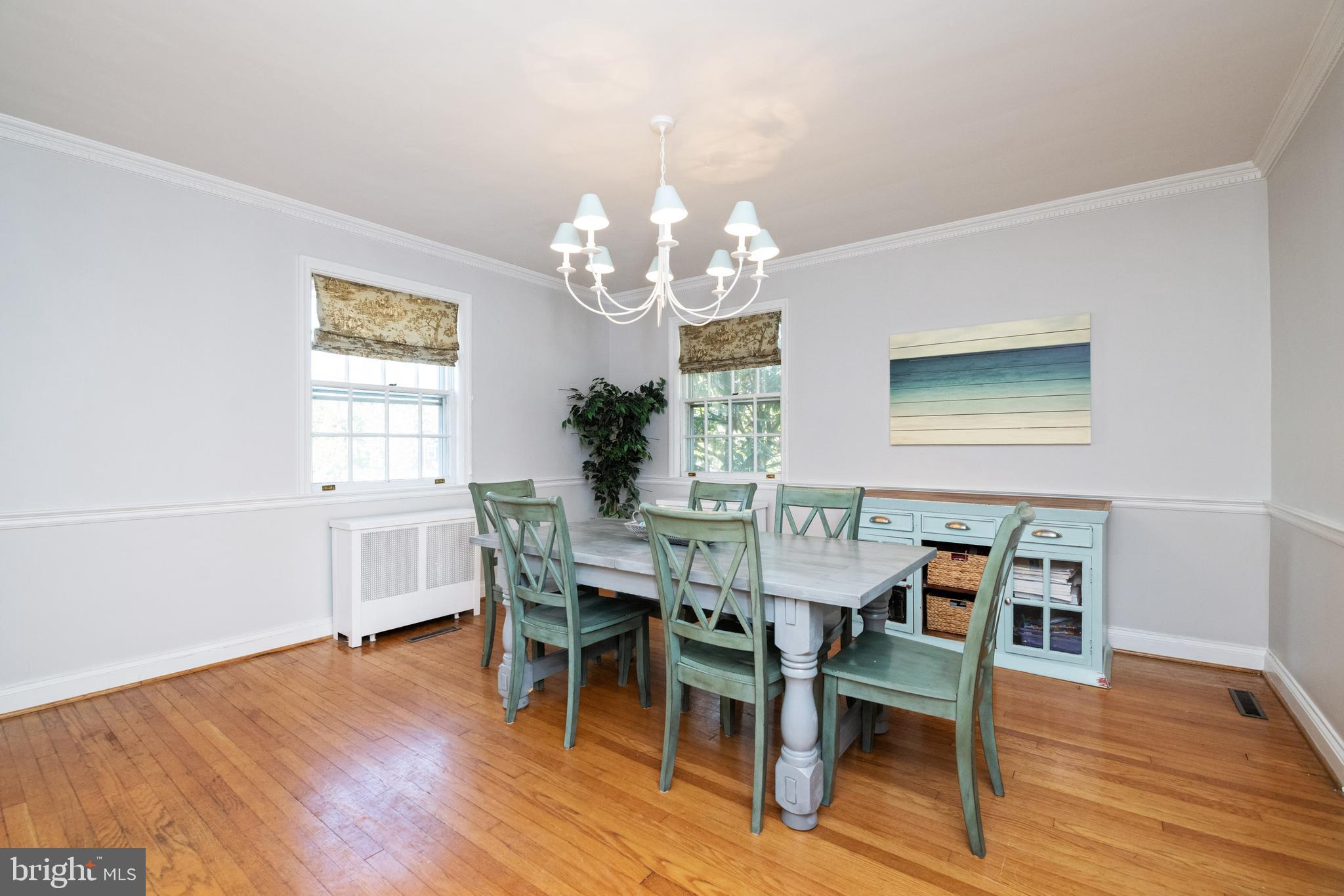 530 Murdock Road Baltimore, MD 21212 - Photo 11 of 53 Bright & Sunny Dining Room