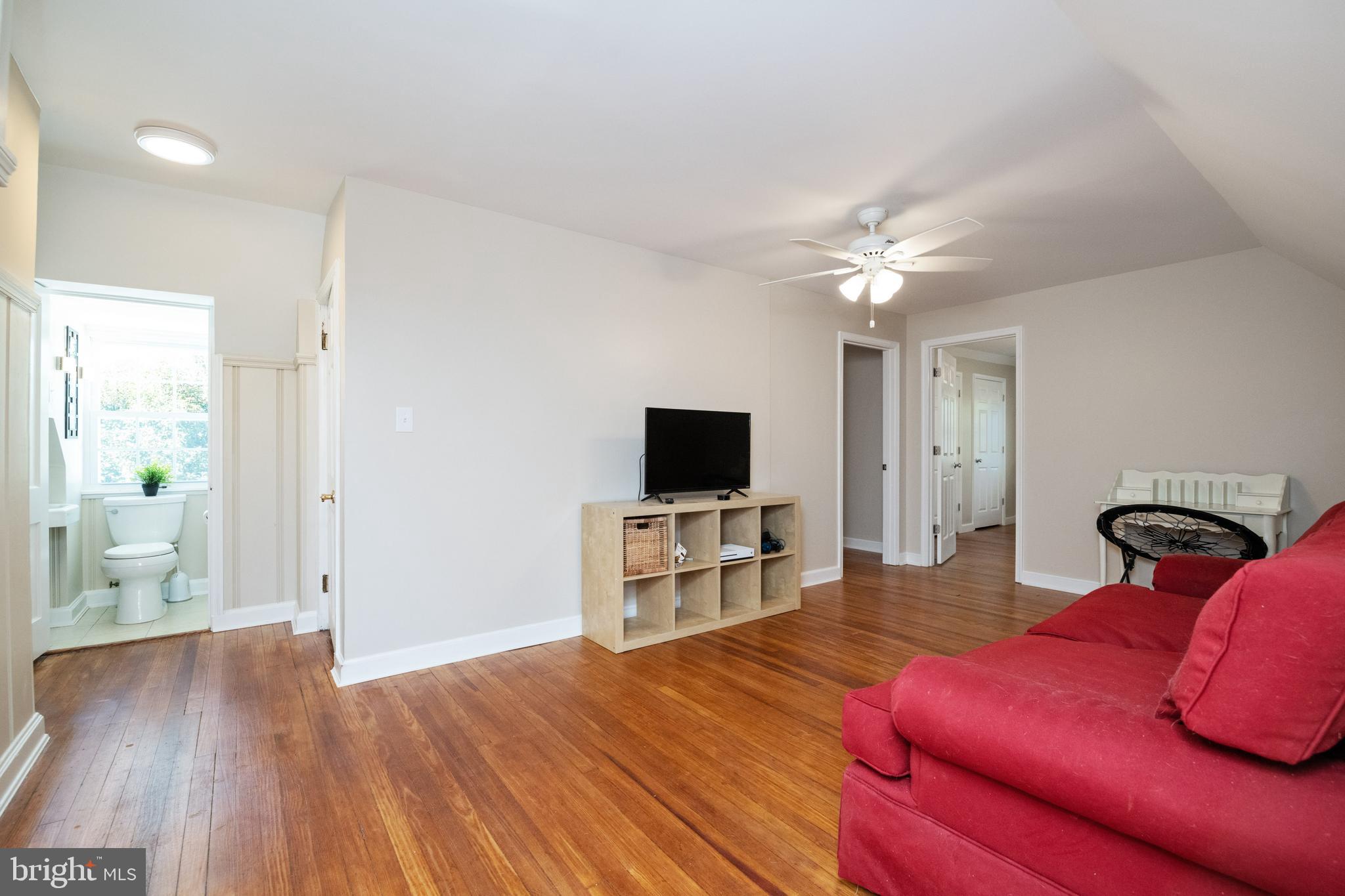530 Murdock Road Baltimore, MD 21212 - Photo 22 of 53 Upper Level Family Room or Study