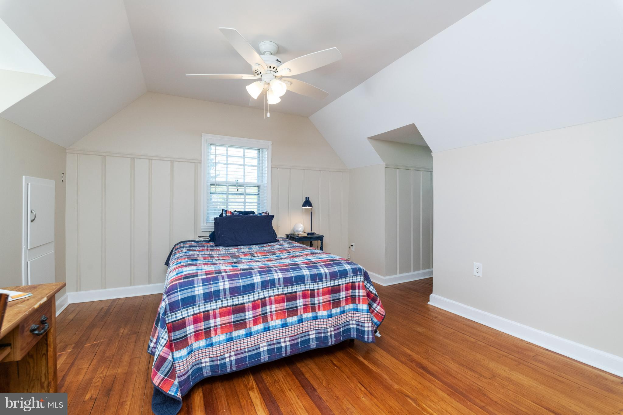 530 Murdock Road Baltimore, MD 21212 - Photo 24 of 53 Bedroom #3 with beautiful wood floors