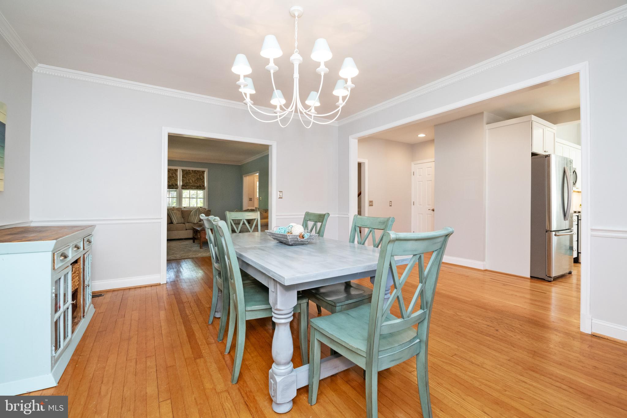 530 Murdock Road Baltimore, MD 21212 - Photo 6 of 53 Massive Dining Room is Perfect for Entertaining