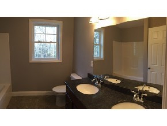 11 Appleton Street Concord, NH 03301 - Photo 3 of 8 Gallery Image 3