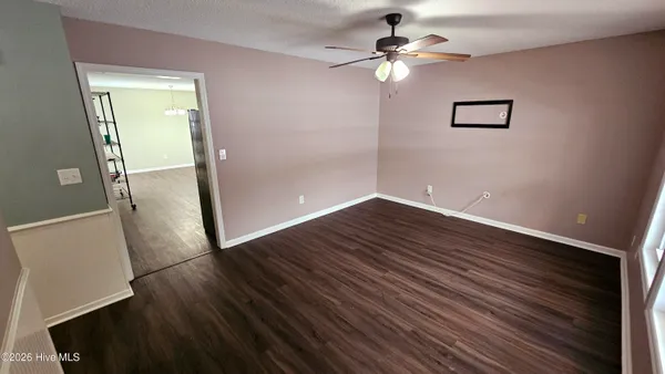 $1,750 | 207 America Court, Jacksonville, NC 28540