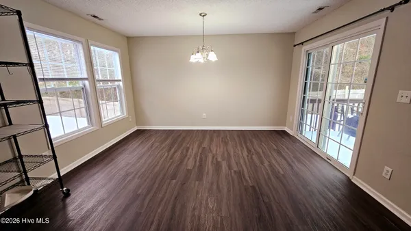 $1,750 | 207 America Court, Jacksonville, NC 28540