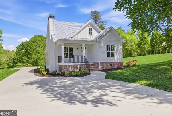 $529,000 | 405 Roper Drive, Clarkesville, GA 30523