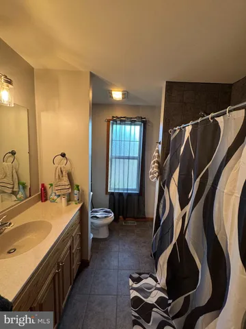 $2,100 | 1400 Vine Street, Reading, PA 19606