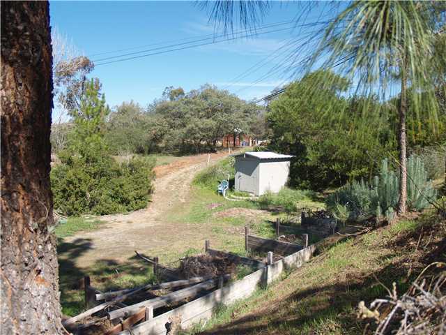 1658 Foss Road Alpine, CA 91901 - Photo 23 of 25