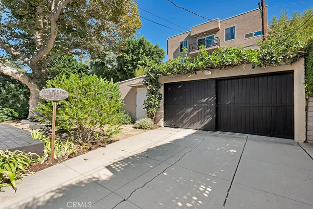$1,200,000 | 14627 Killion Street, Sherman Oaks, CA 91411