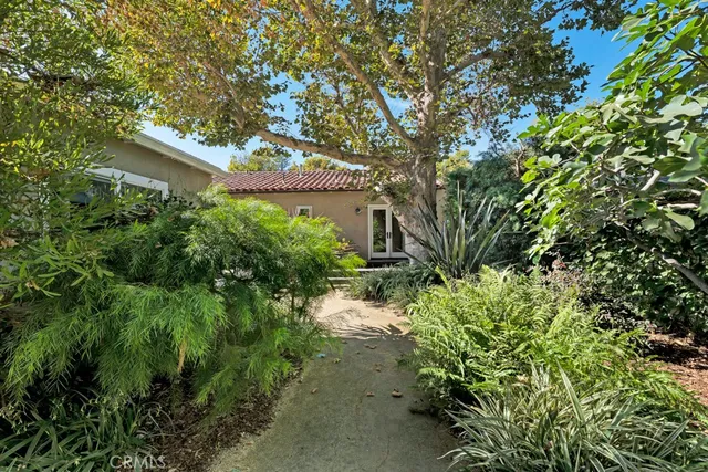 $1,200,000 | 14627 Killion Street, Sherman Oaks, CA 91411