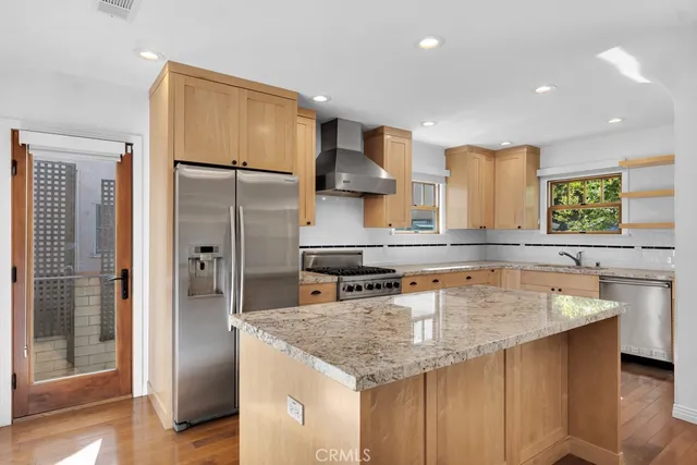 $1,200,000 | 14627 Killion Street, Sherman Oaks, CA 91411