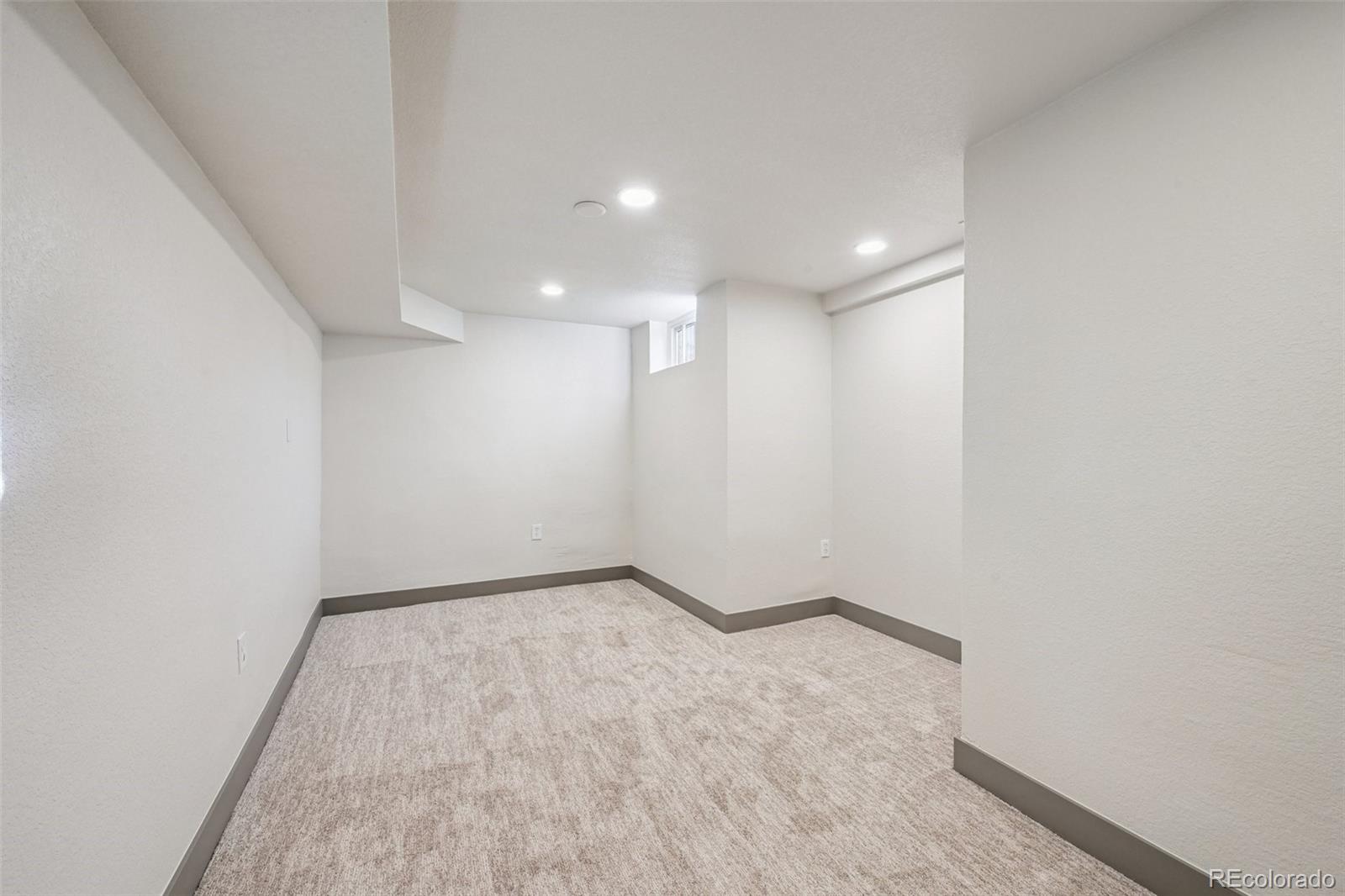 3580 Newport Street Denver, CO 80207 - Photo 27 of 32