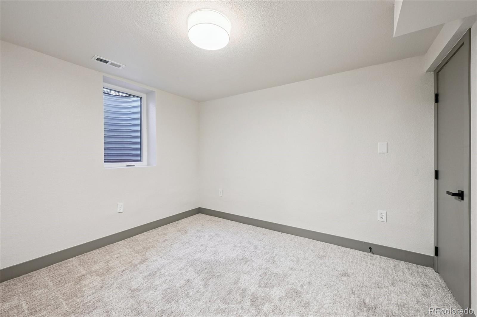 3580 Newport Street Denver, CO 80207 - Photo 28 of 32