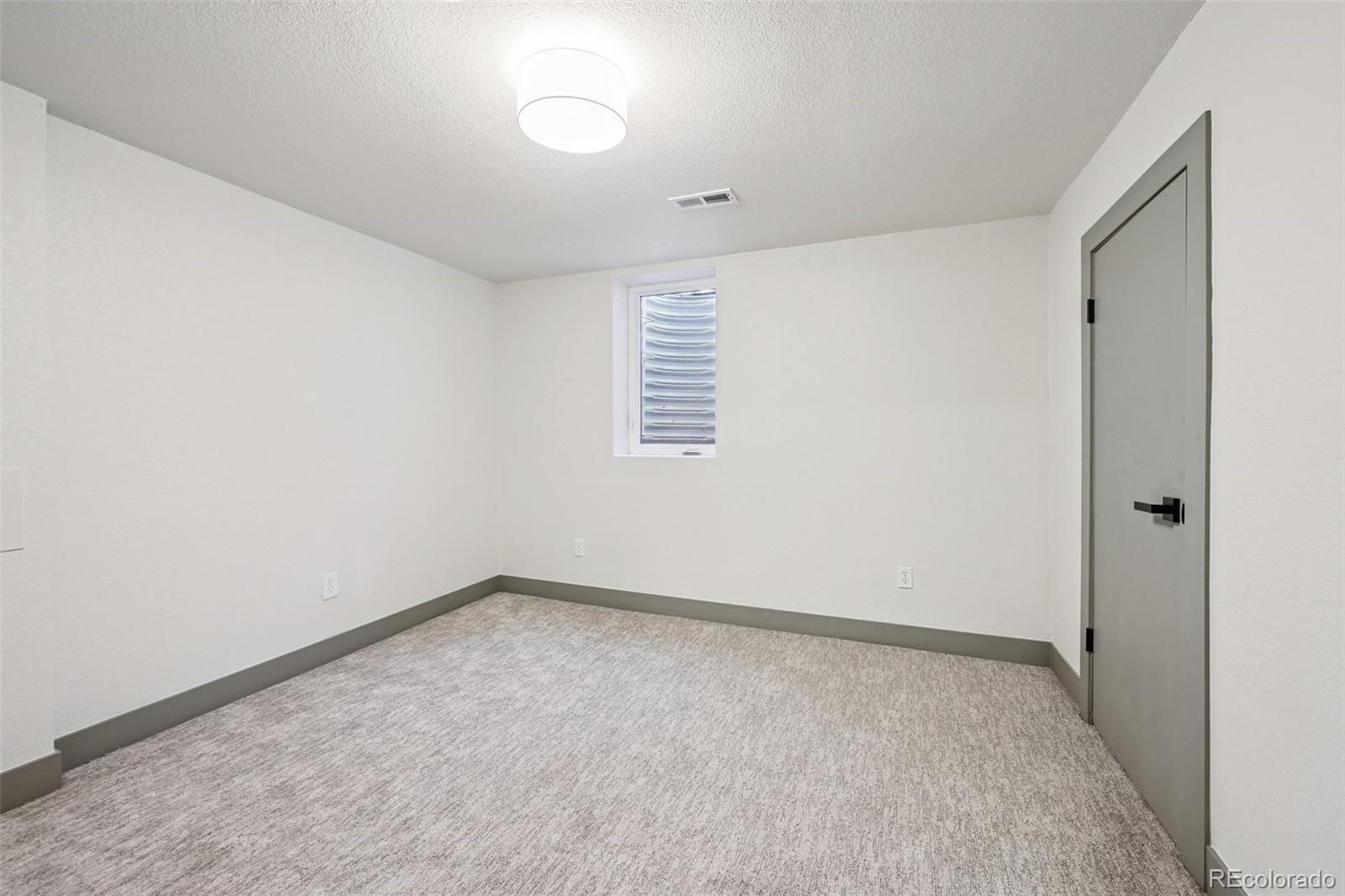 3580 Newport Street Denver, CO 80207 - Photo 29 of 32