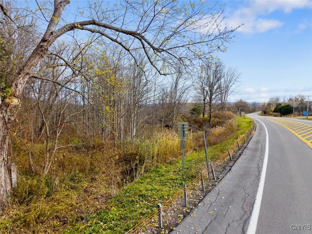 69 State Route Oriskany, NY 13424 - Photo 5 of 14