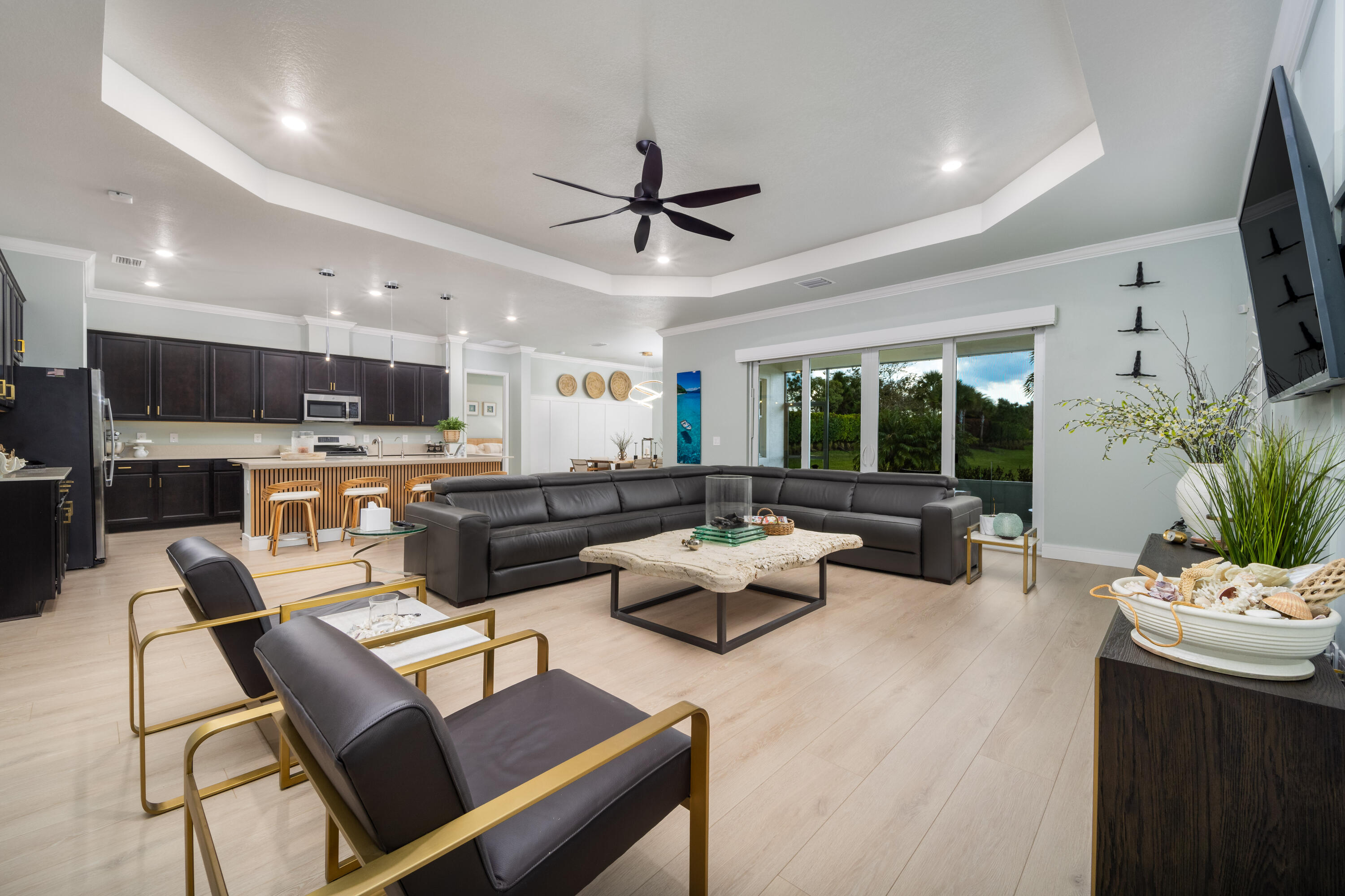 642 South E Goldenrod Road Port St. Lucie, FL 34984 - Photo 8 of 40 Kitchen & Great Room