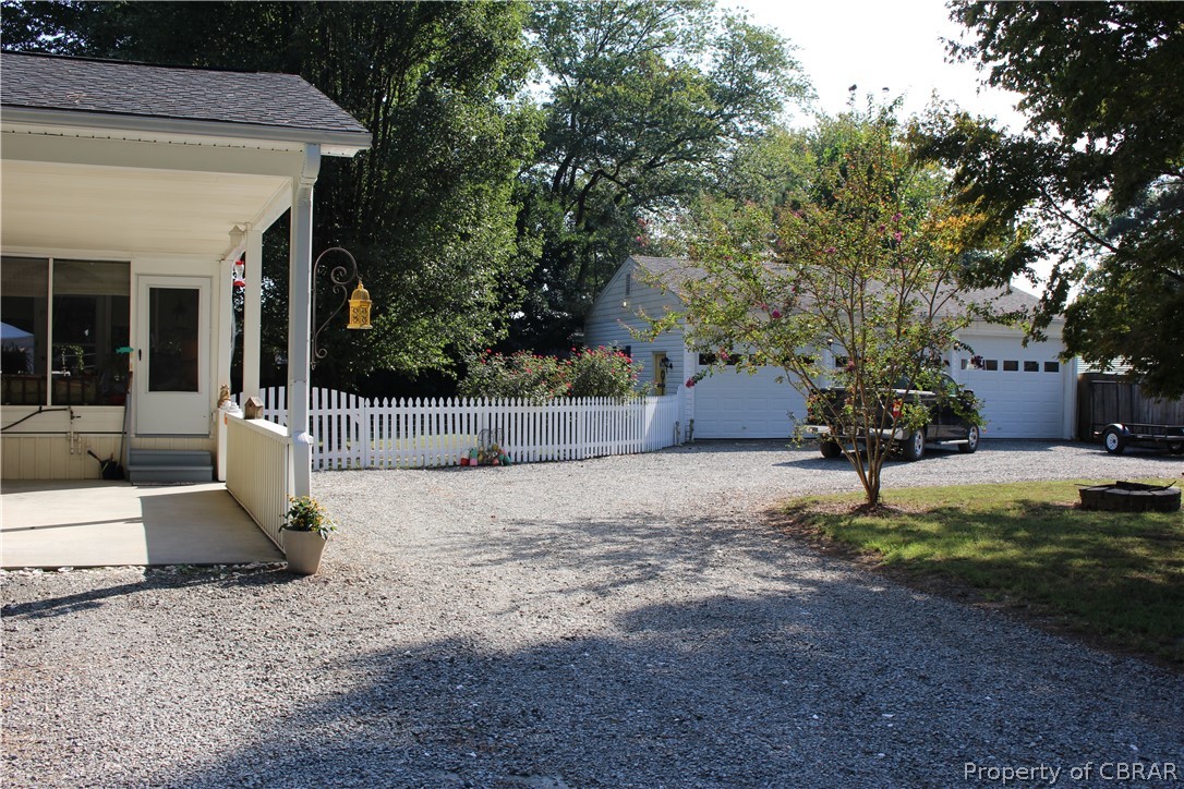 401 Sanders Landing Road North, VA 23128 - Photo 9 of 49