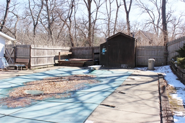 28621 Valley Road Ingleside, IL 60041 - Photo 17 of 24 a view of a backyard