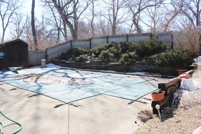 28621 Valley Road Ingleside, IL 60041 - Photo 19 of 24 a view of a backyard with a patio