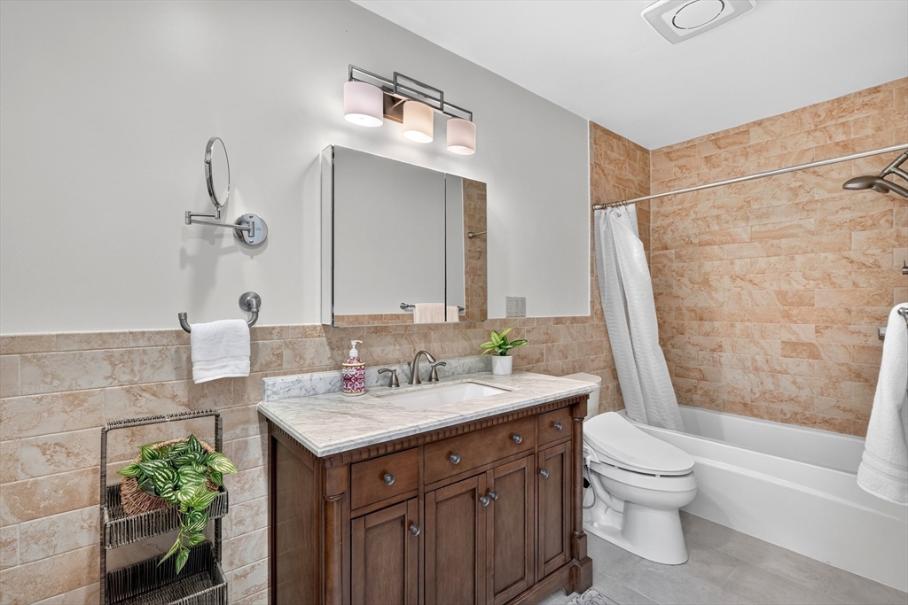 29 Page Road Weston, MA 02493 - Photo 24 of 34