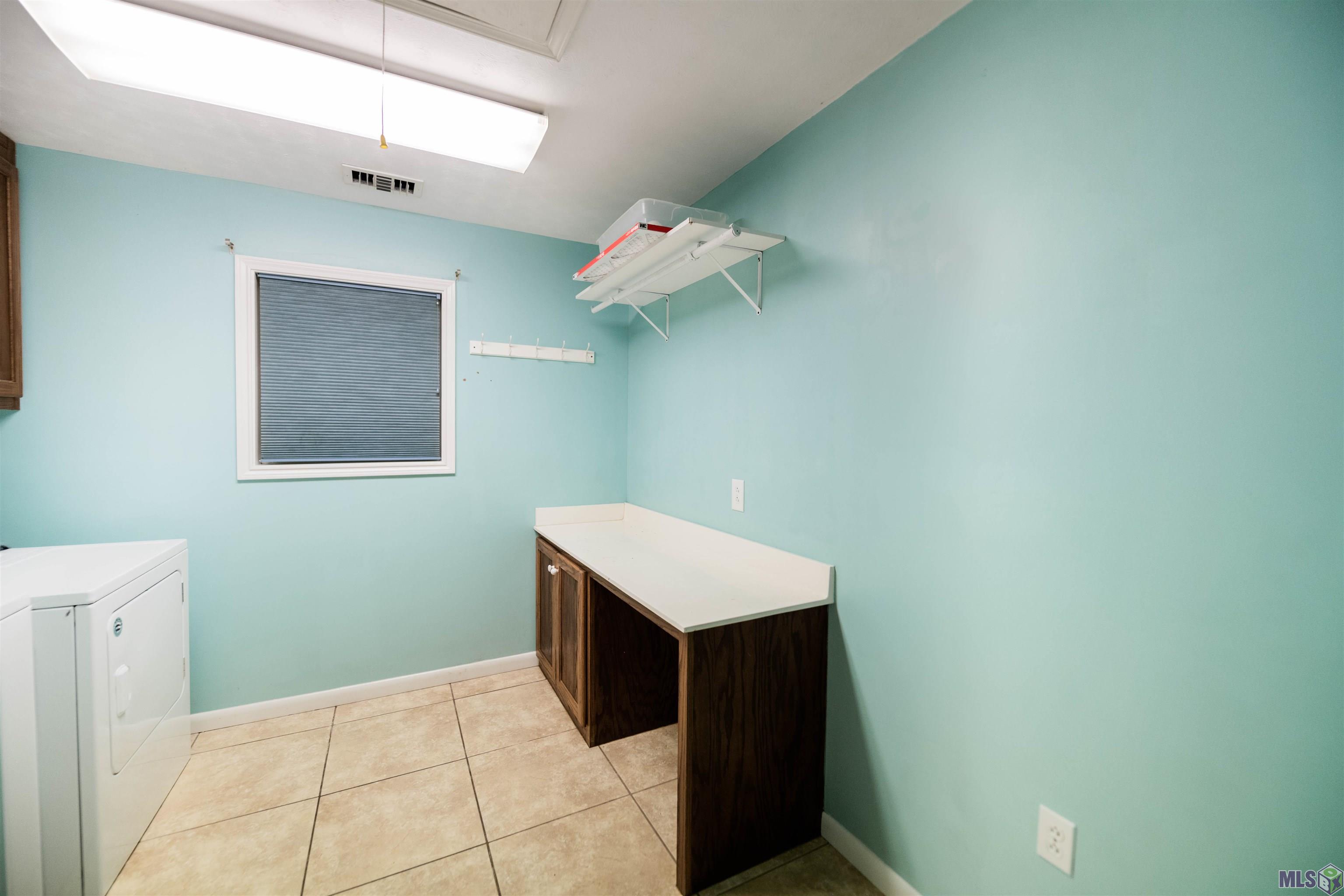 2033 Bayou Blue Road Houma, LA 70364 - Photo 21 of 31 utility room view 2