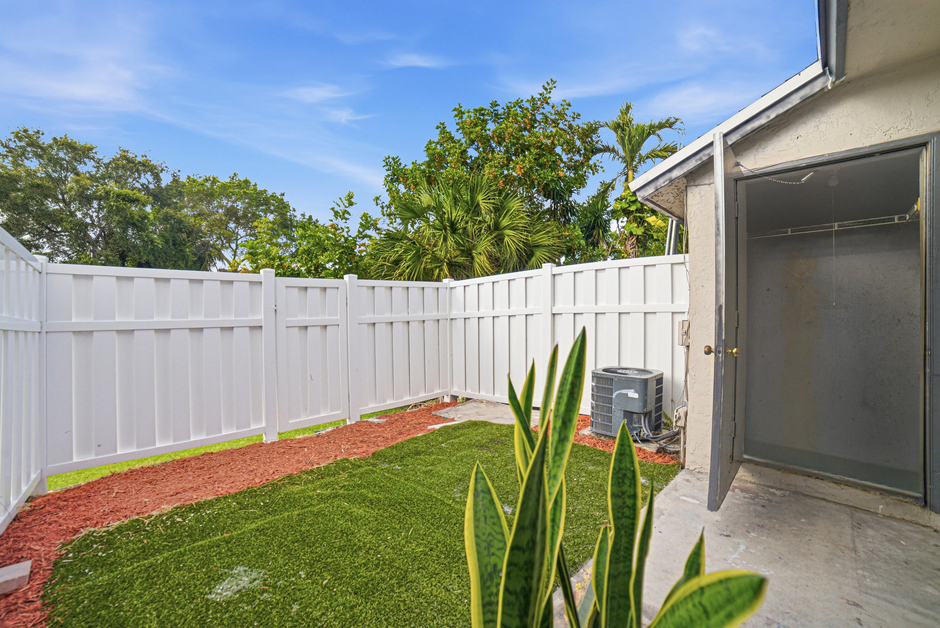 8207 Fairway Road, Unit 8207 Sunrise, FL 33351 - Photo 26 of 34 Backyard-B