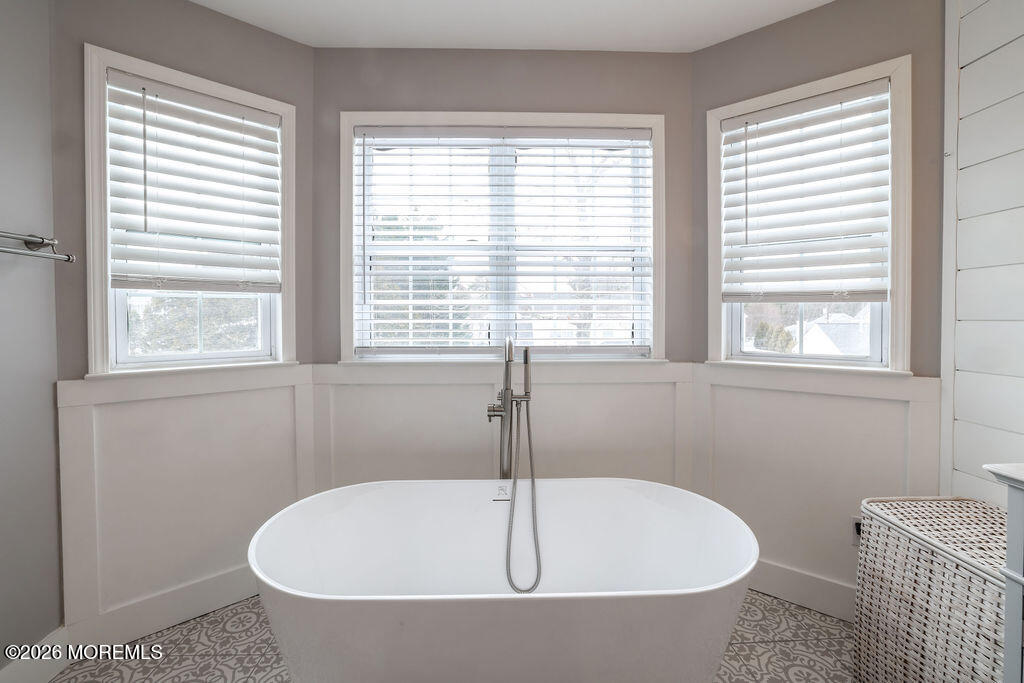 337 Leeward Road Manahawkin, NJ 08050 - Photo 25 of 42 877A7505