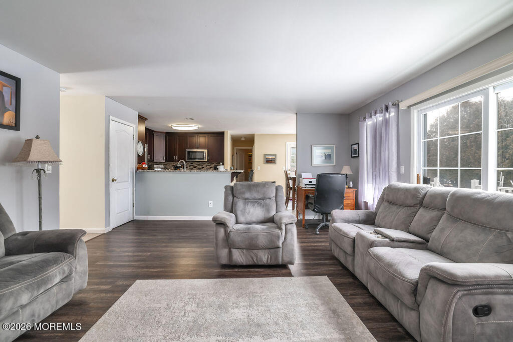 337 Leeward Road Manahawkin, NJ 08050 - Photo 5 of 42 877A7411-Edit