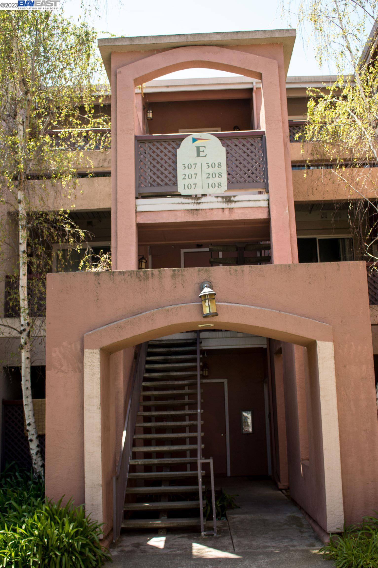 a view of house with a outdoor space