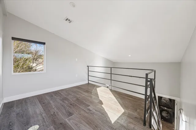 $2,350 | 1919 Missouri Street, Houston, TX 77019