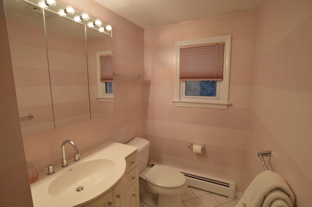 3 Moulton Road Peabody, MA 01960 - Photo 8 of 24 Gallery Image 8