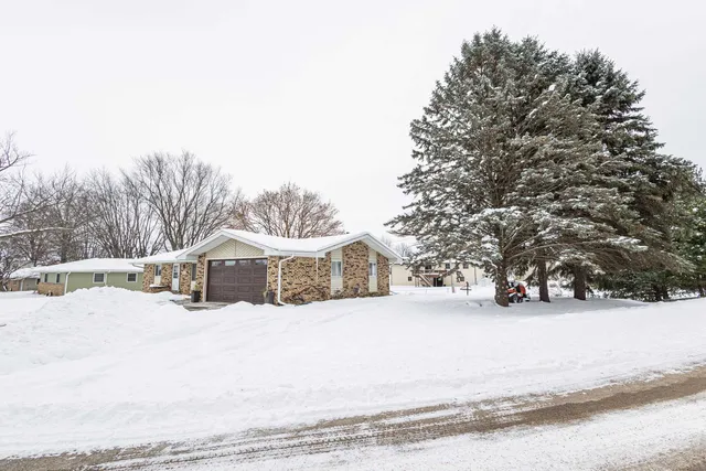 $289,000 | 3751 Delaval Street, Kieler, WI 53812