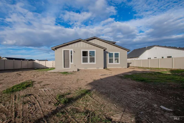 $469,000 | 438 October Sky Street, New Plymouth, ID 83655