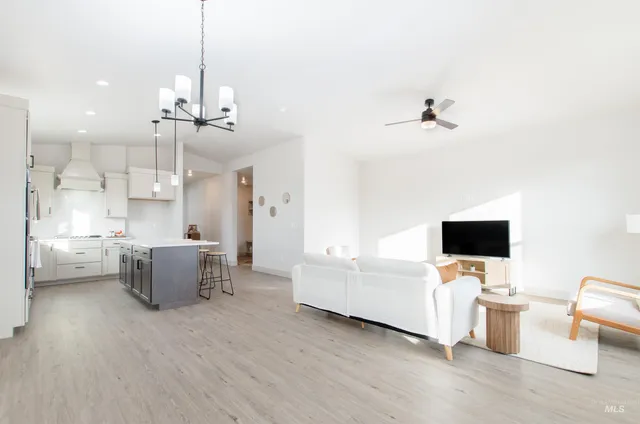 $469,000 | 438 October Sky Street, New Plymouth, ID 83655