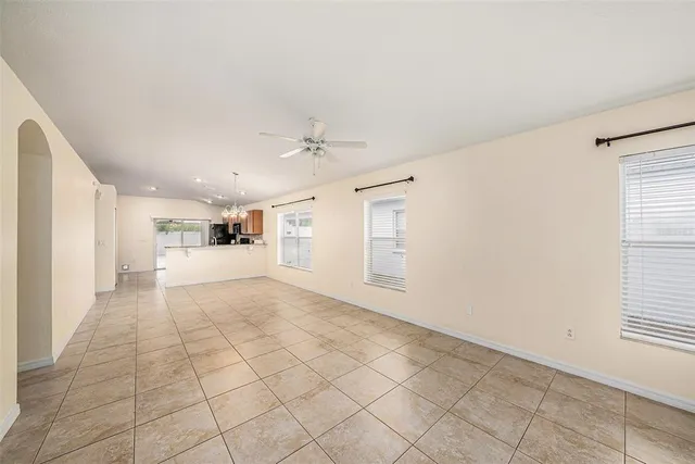 $2,000 | 7924 Carriage Pointe Drive, Gibsonton, FL 33534