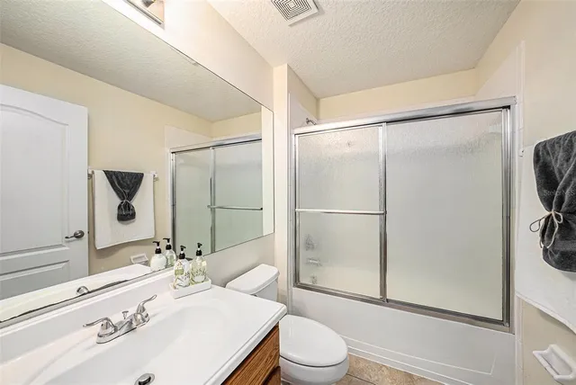 $2,000 | 7924 Carriage Pointe Drive, Gibsonton, FL 33534