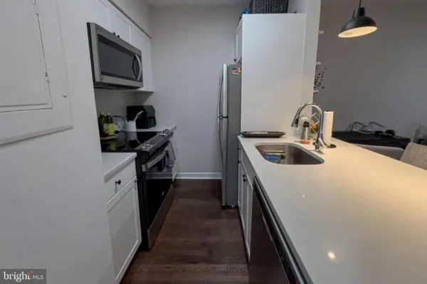$1,865 | 1525 Green Street, Unit 1R, Philadelphia, PA 19130