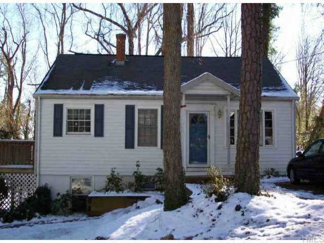 108 Pineland Circle Raleigh, NC 27606 - Photo 1 of 1