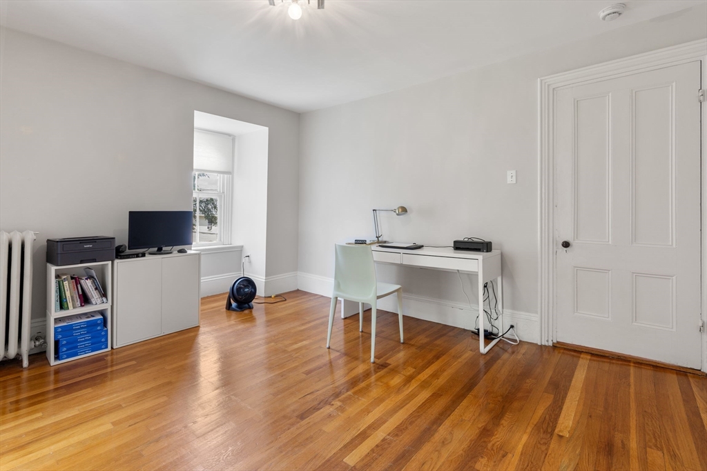 15 Myrtle Street, Unit 2 Boston, MA 02130 - Photo 26 of 34