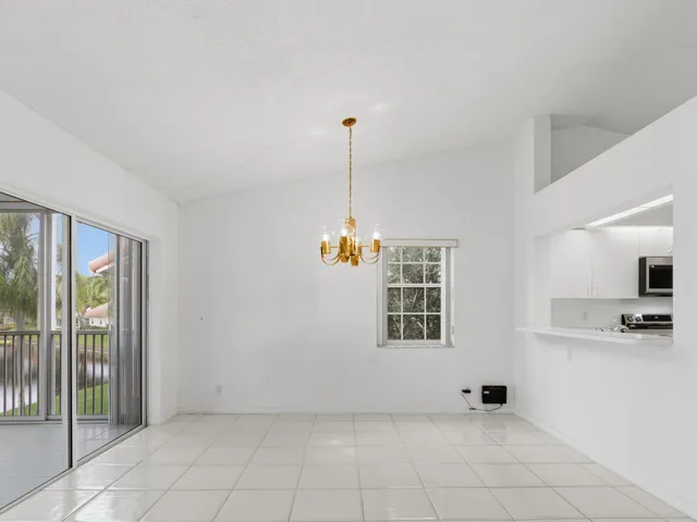 $275,000 | 14383 VÃa Royal, Unit 3, Delray Beach, FL 33446